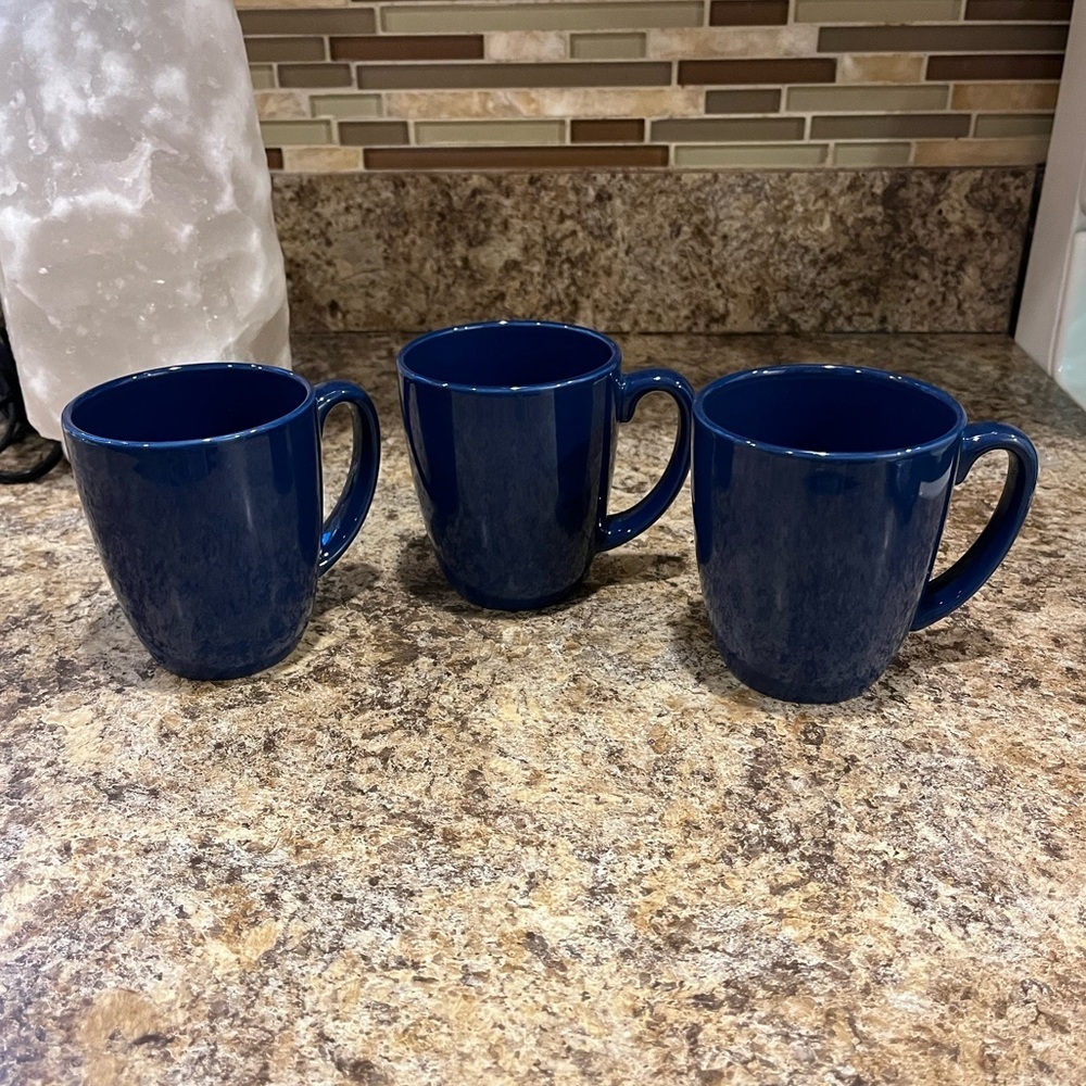 Corelle Stoneware Coffee Mug Set of 3 Blue Cornflower 10 oz. - Picture 9 of 11
